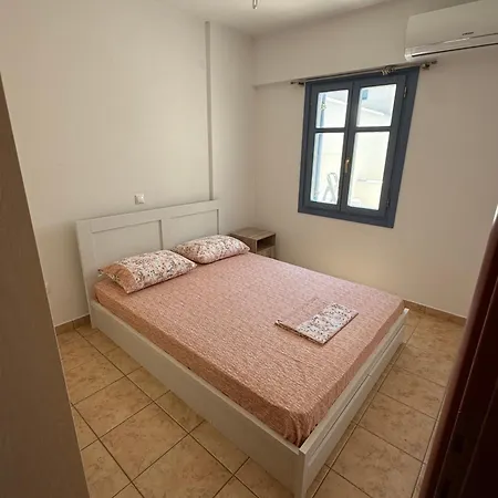 Sea View Apartment *