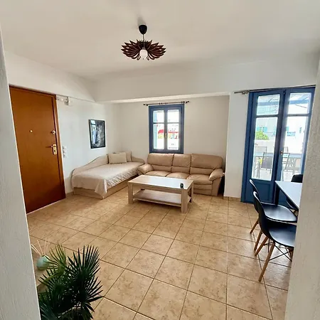 Sea View Apartment Naoussa
